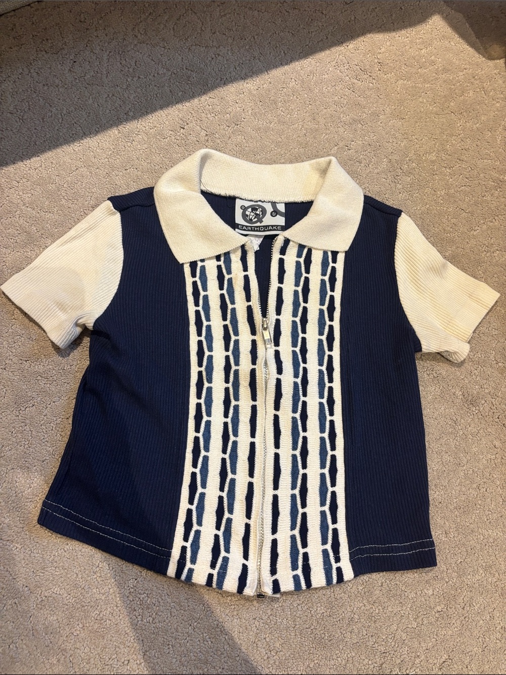 Vintage Zip-Up Cropped Collared Shirt